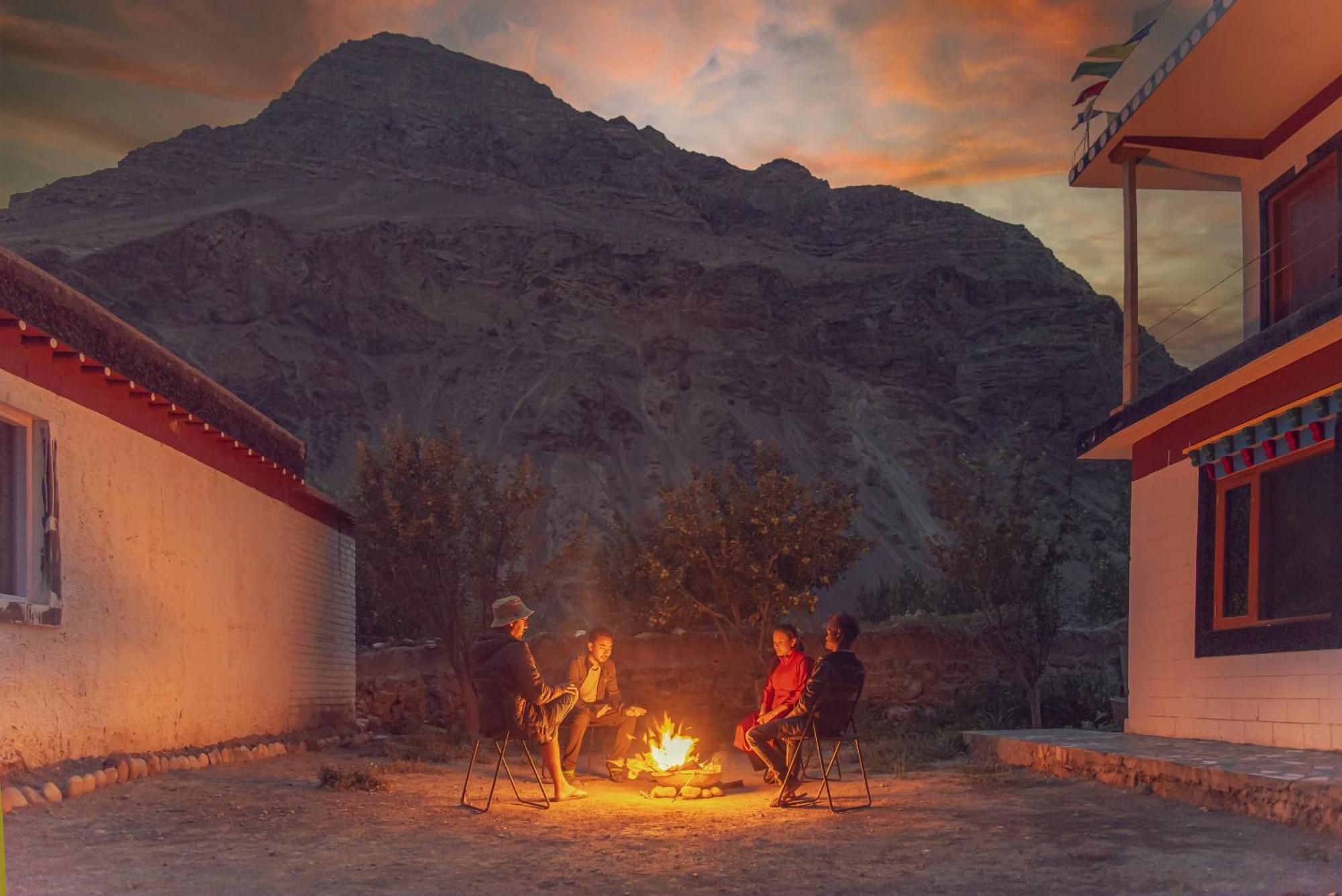Echor Mud Huts Tabo, Spiti Valley Kaza Eksteriør billede